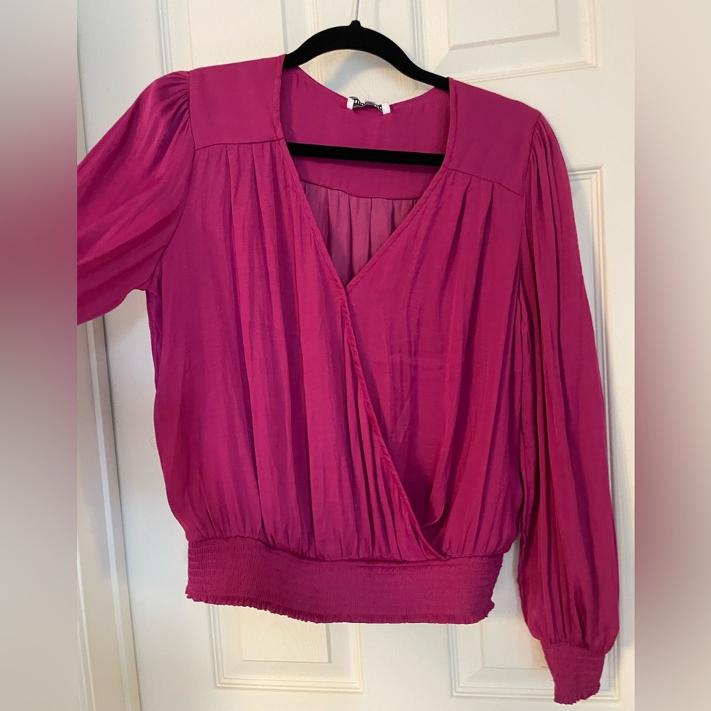 Long sleeve magenta blouse